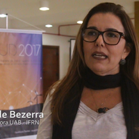 Prof. Edneide Bezerra fala sobre a importância do EAD no Brasil.